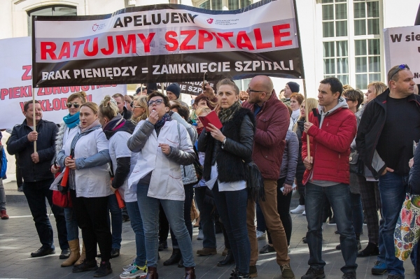 Manifestacja RATUJMY SZPITALE_7